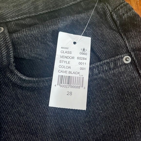 NWT PacSun Dark Grey Distressed High Waisted Dad Jeans Size 28 - Picture 9 of 13